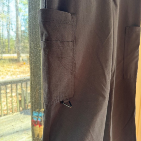 Assorted scrub Pants - Picture 2 of 9